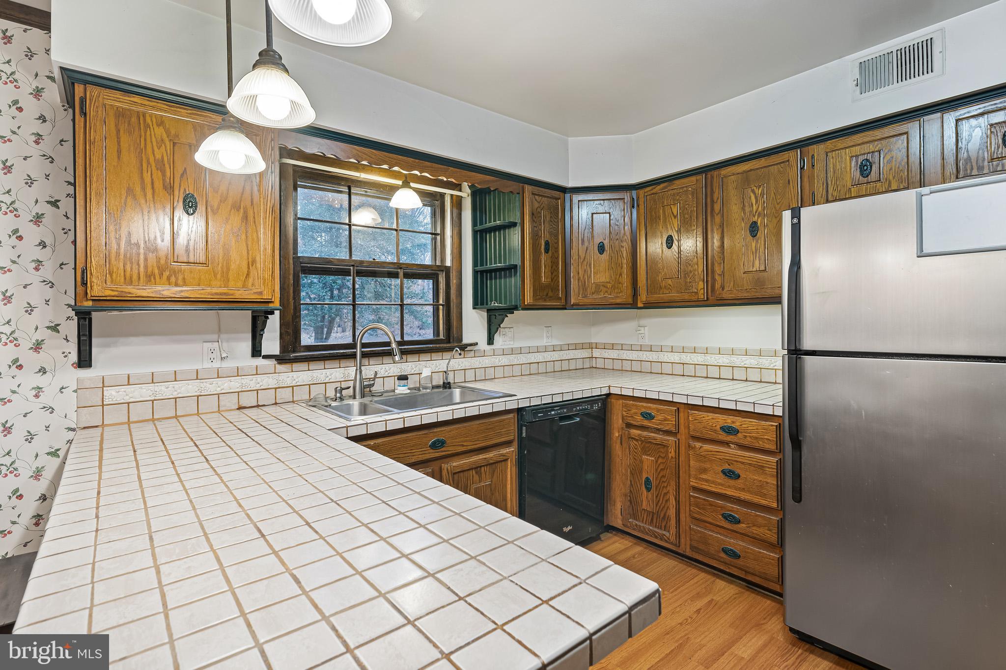 EDELEN ESTATES - Residential