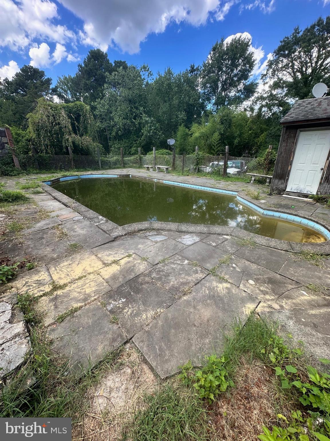1700 COLLINGWOOD ROAD