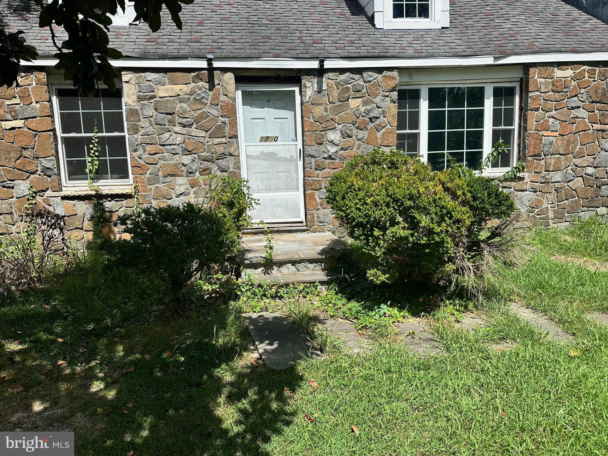 1700 COLLINGWOOD ROAD
