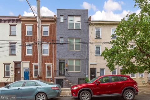 1744 VINEYARD STREET PHILADELPHIA PA 19130