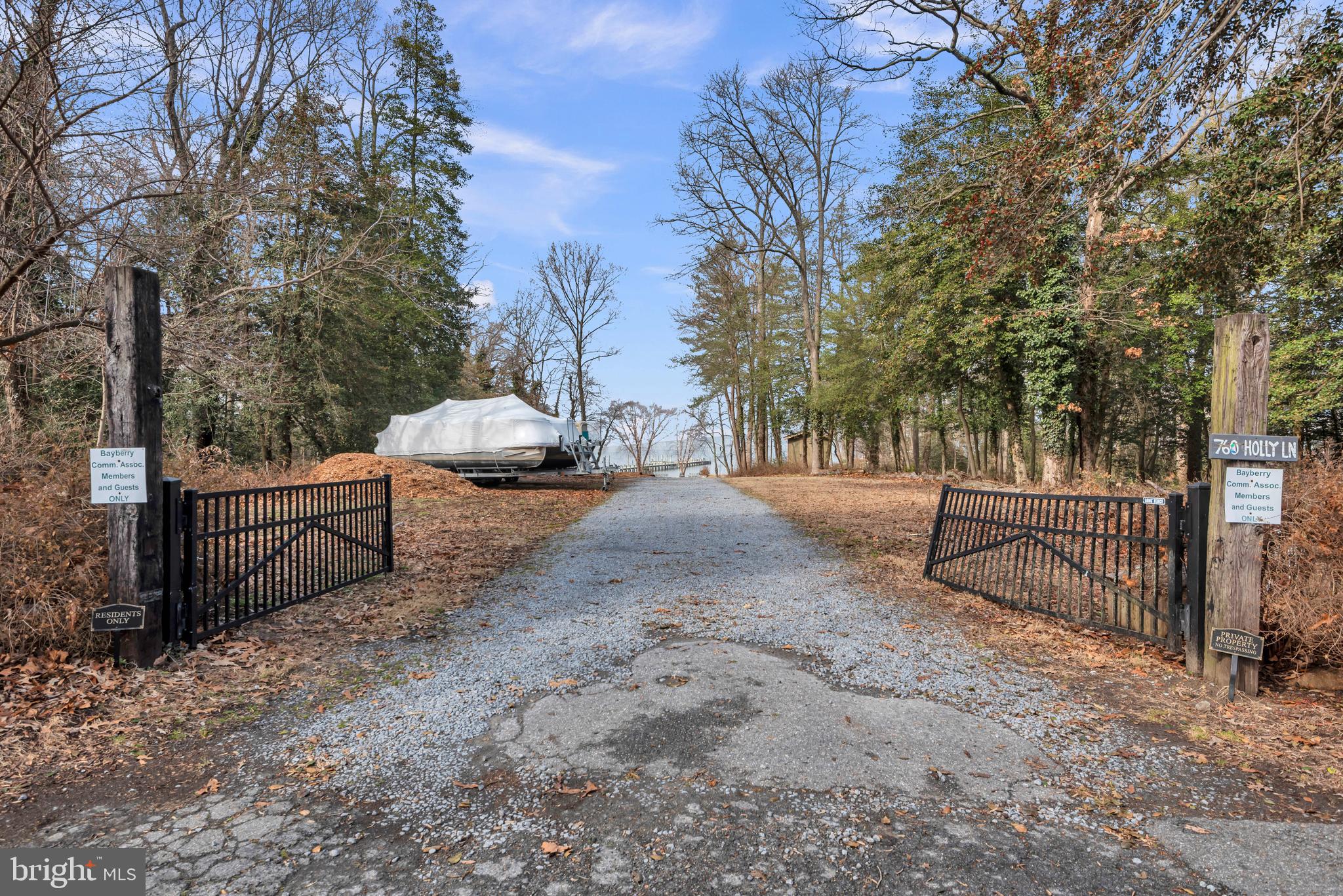 BAYBERRY ON THE MAGOTHY - Residential