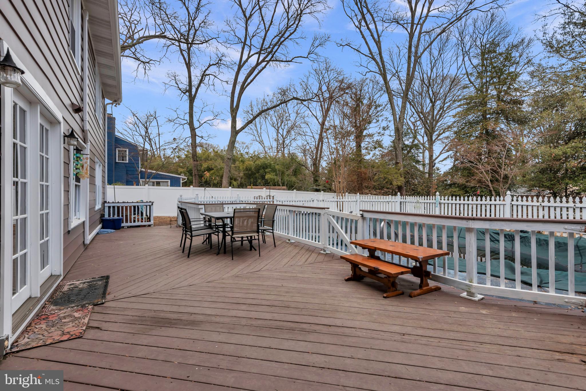 BAYBERRY ON THE MAGOTHY - Residential