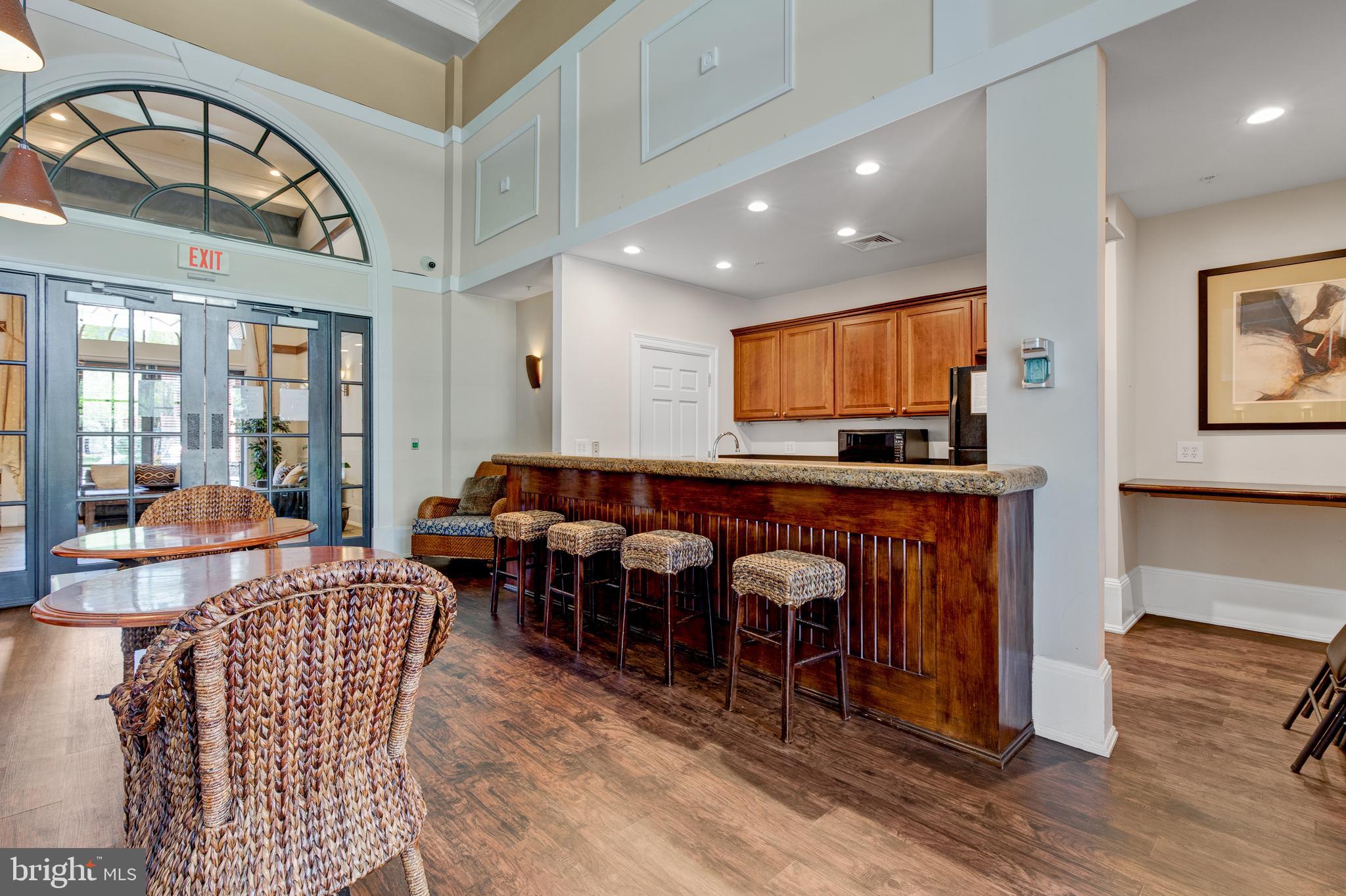 THE GROVE AT ARLINGTON - Residential Lease