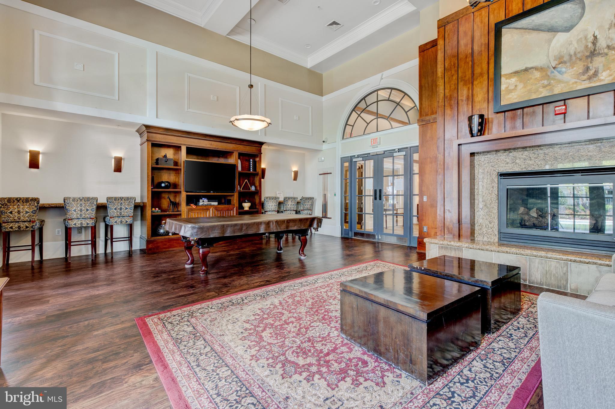 THE GROVE AT ARLINGTON - Residential Lease