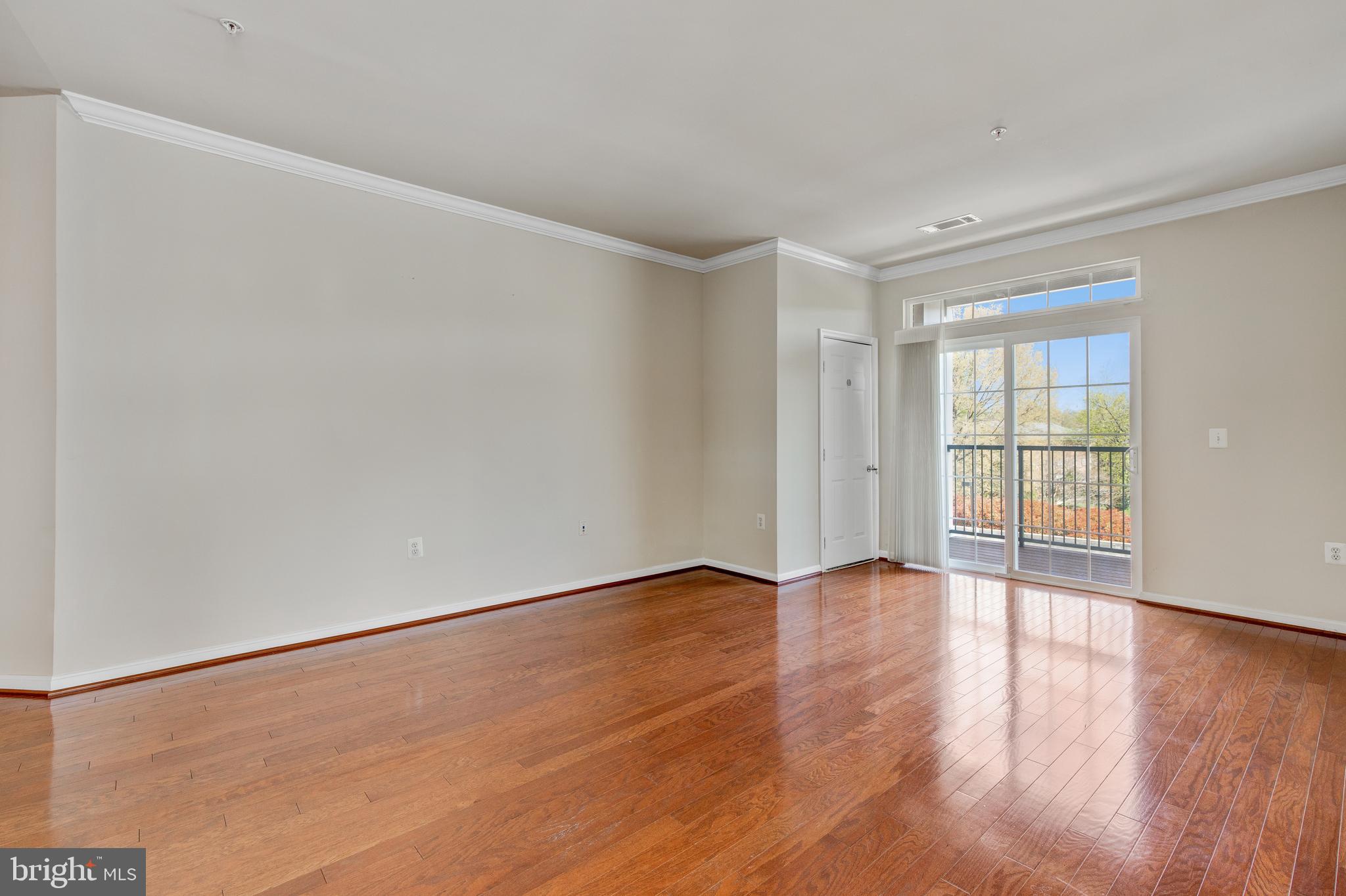 THE GROVE AT ARLINGTON - Residential Lease