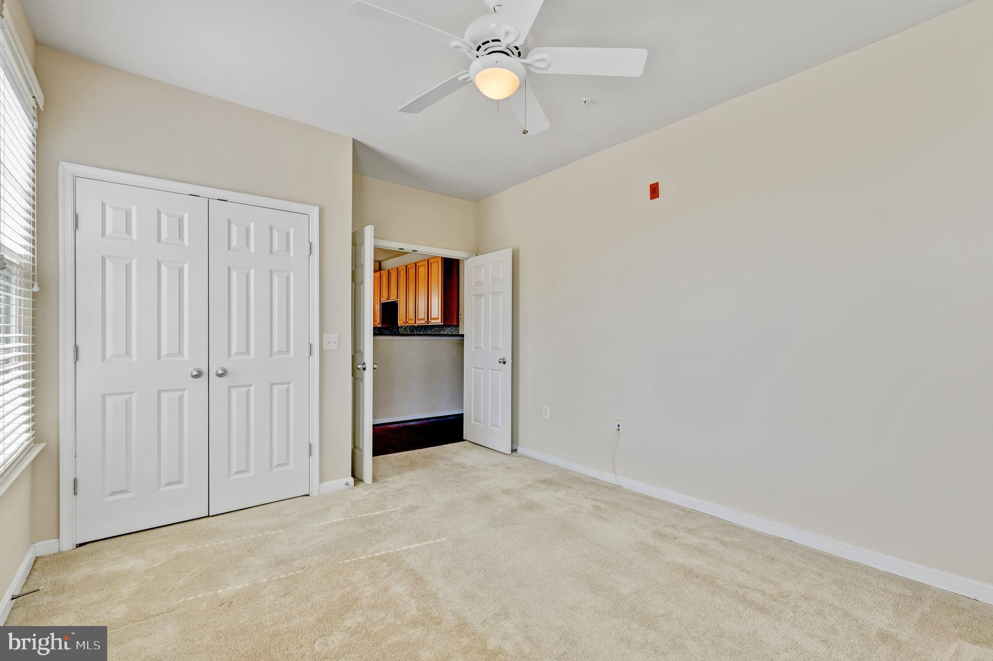 THE GROVE AT ARLINGTON - Residential Lease