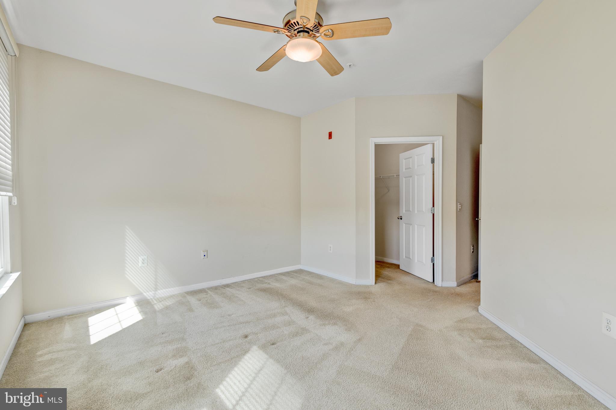 THE GROVE AT ARLINGTON - Residential Lease