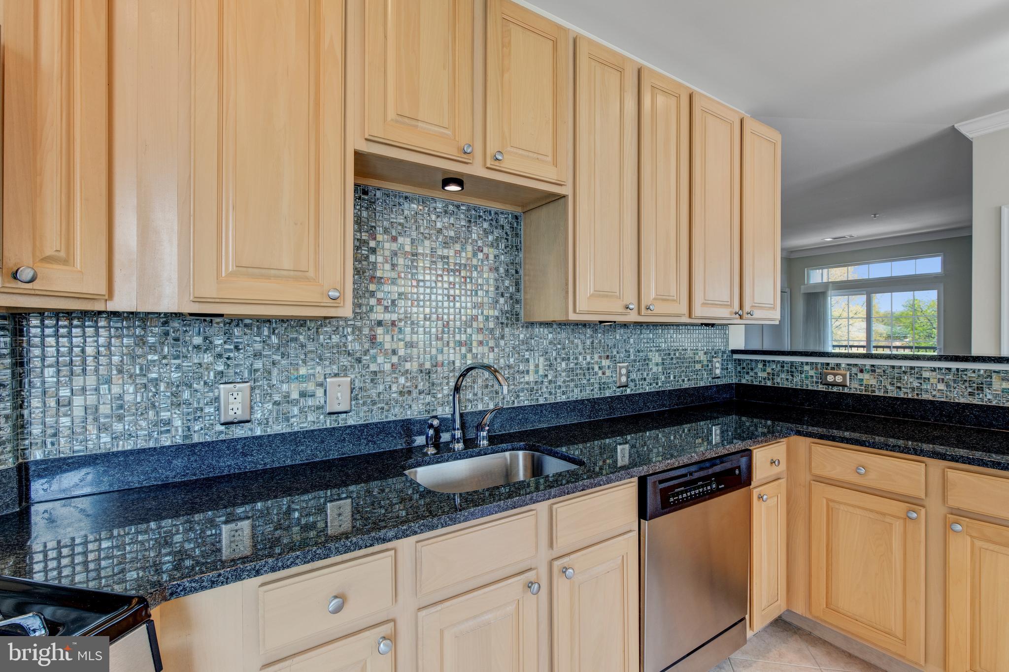 THE GROVE AT ARLINGTON - Residential Lease