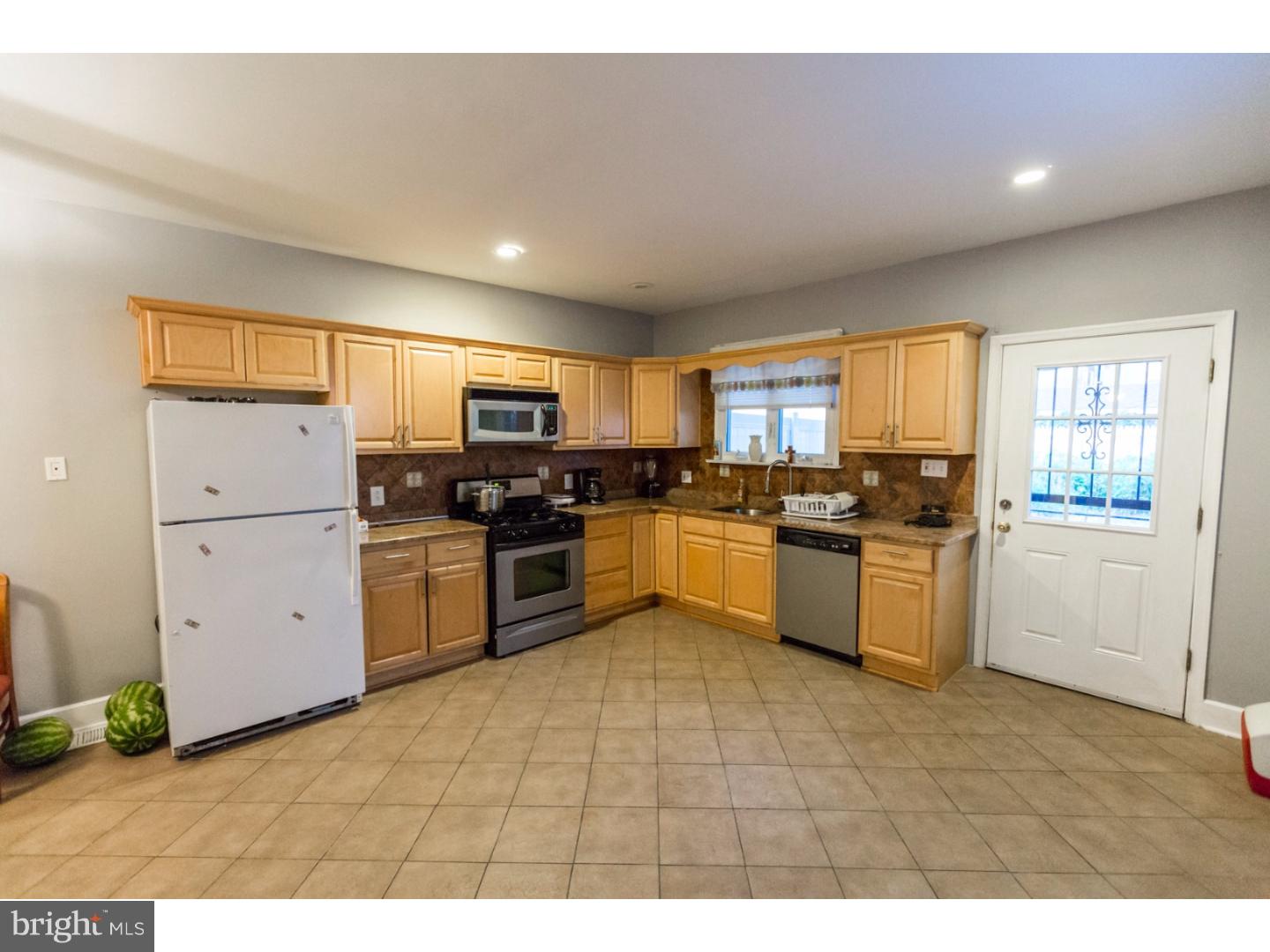 PORT RICHMOND - Residential