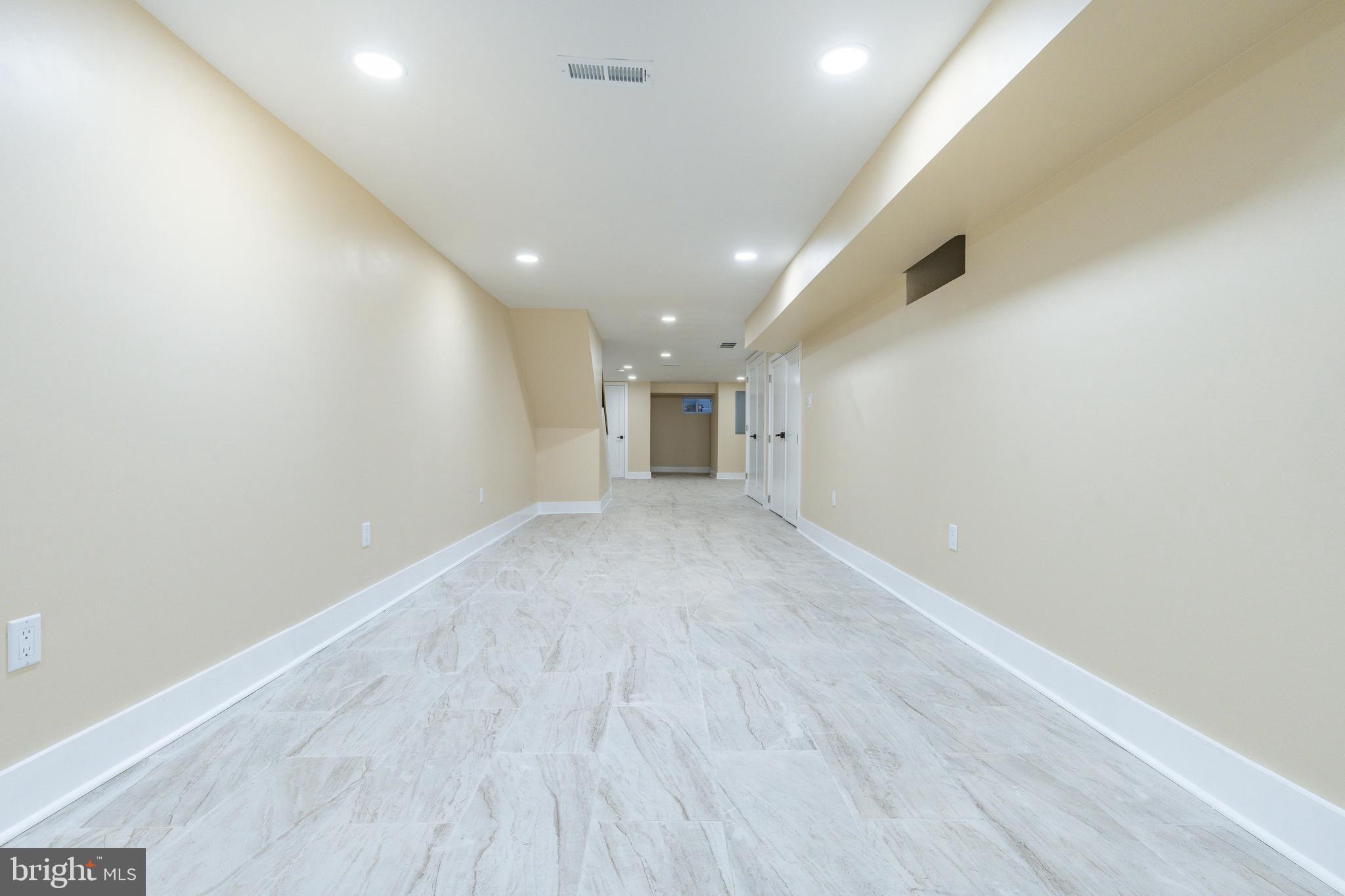 PORT RICHMOND - Residential