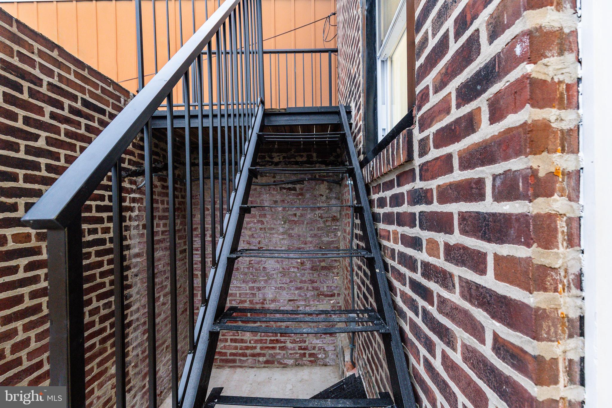 PORT RICHMOND - Residential