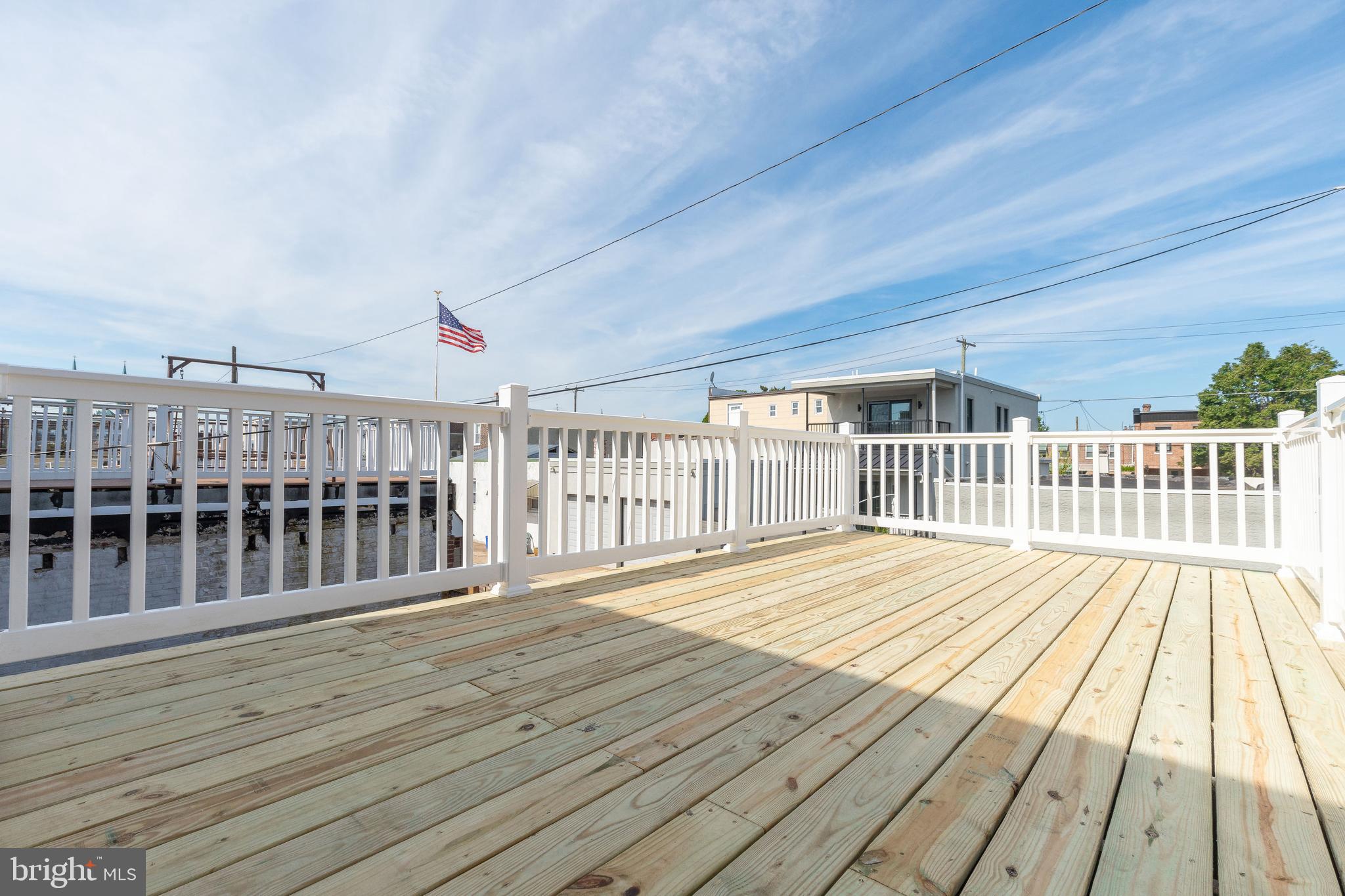 PORT RICHMOND - Residential