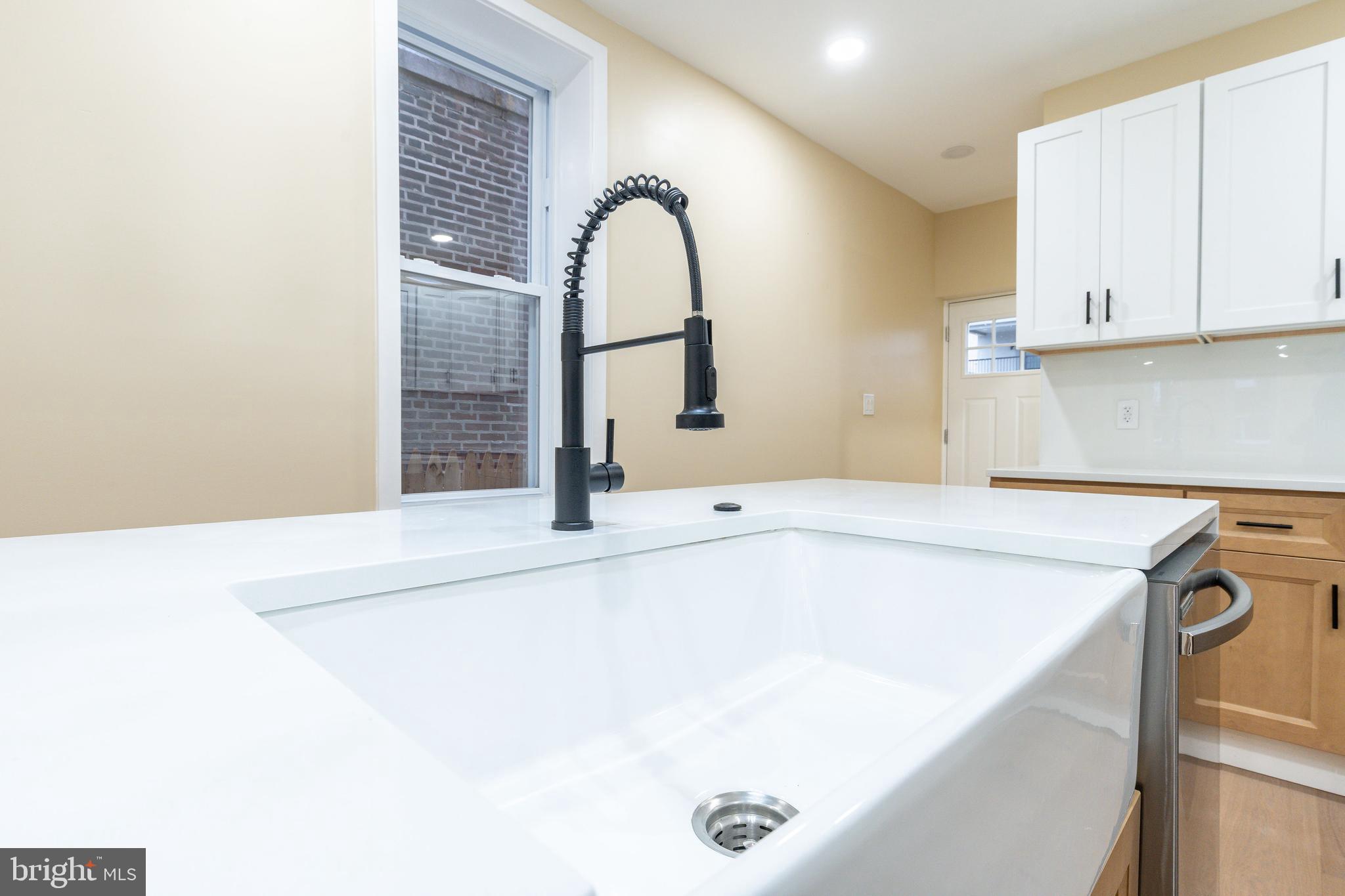 PORT RICHMOND - Residential