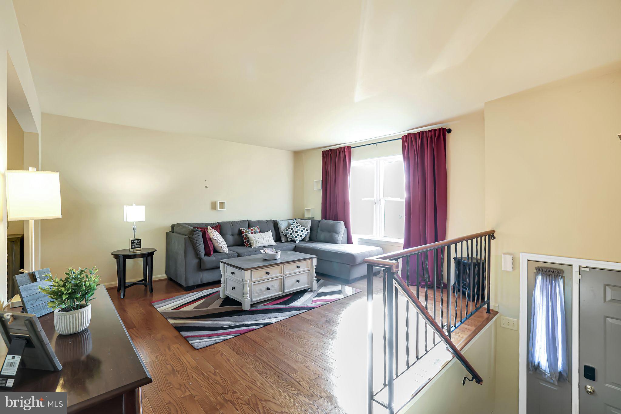 STONEGATE - Residential