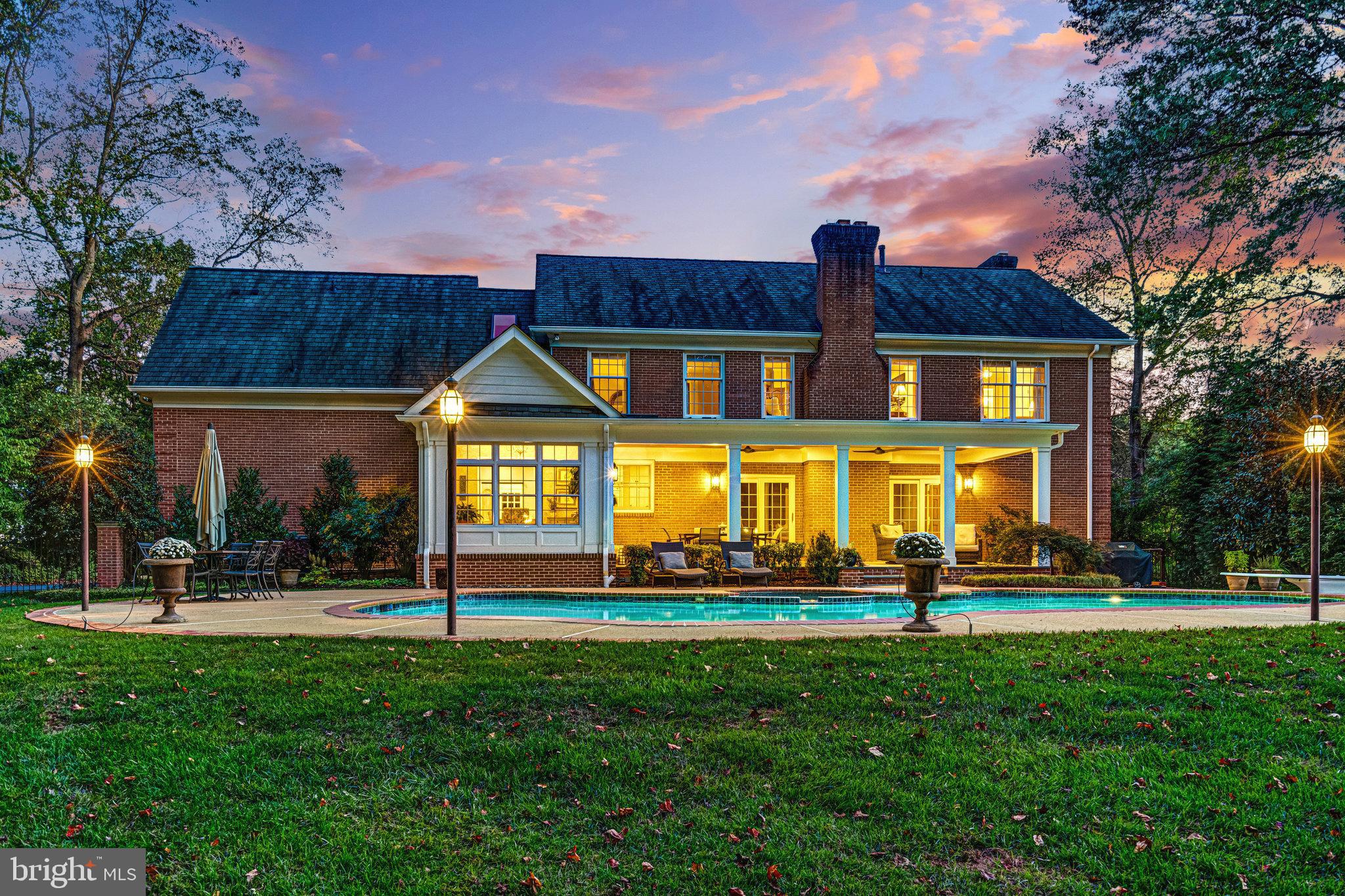 SUMMERWOOD - Residential