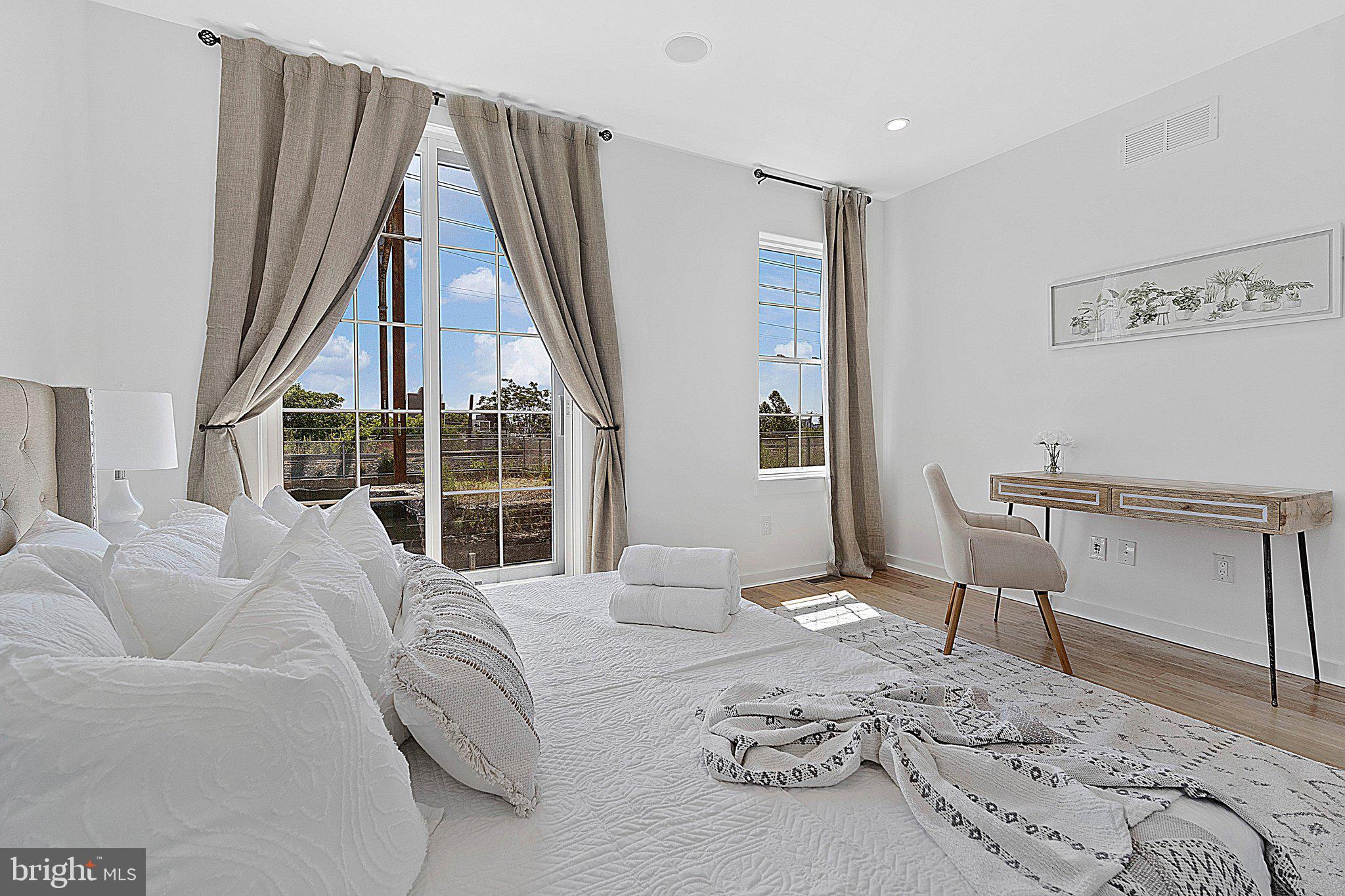 GRAYS FERRY - Residential Lease