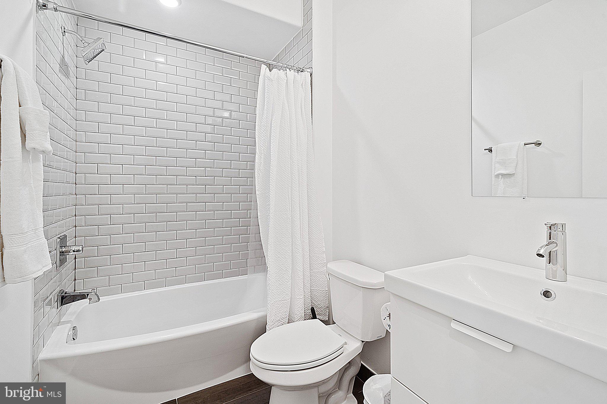 GRAYS FERRY - Residential Lease