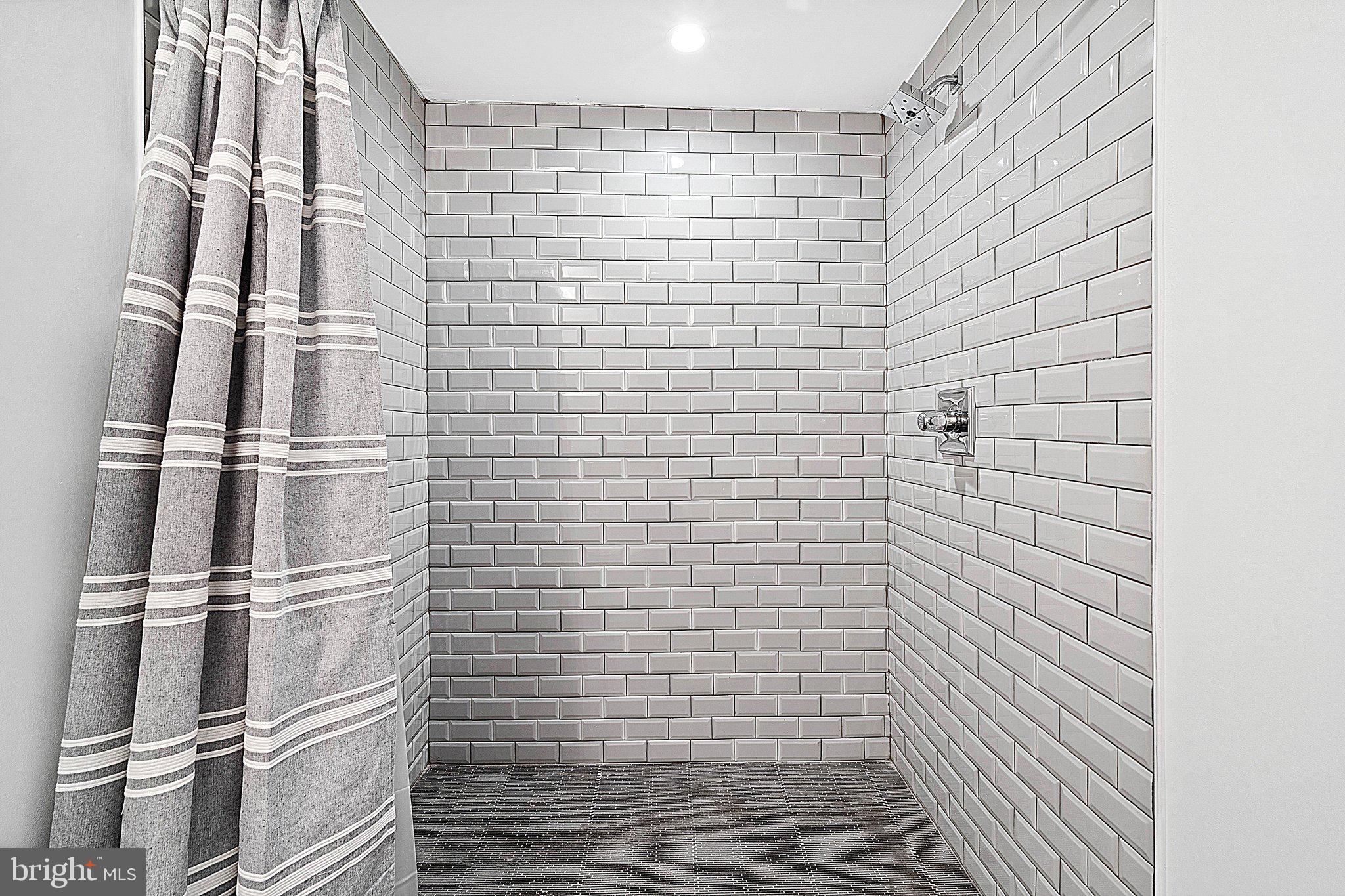 GRAYS FERRY - Residential Lease