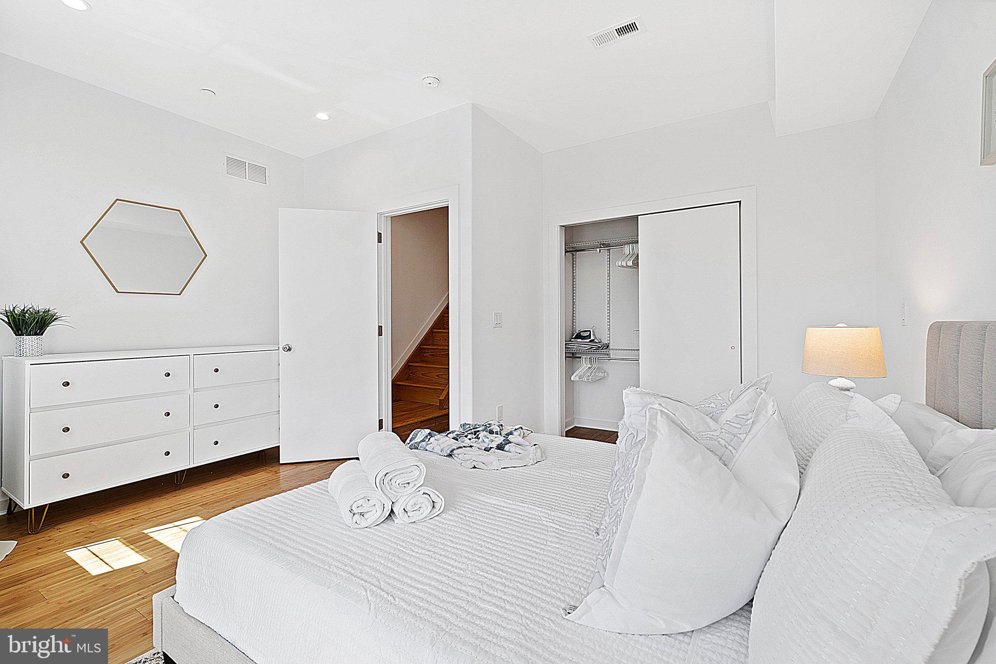 GRAYS FERRY - Residential Lease