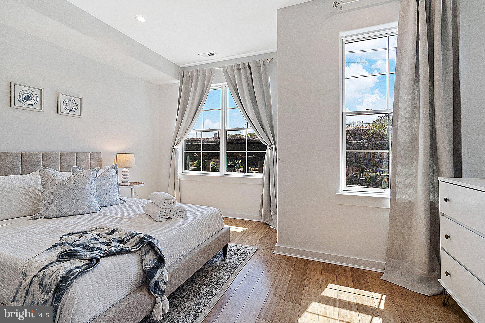 GRAYS FERRY - Residential Lease