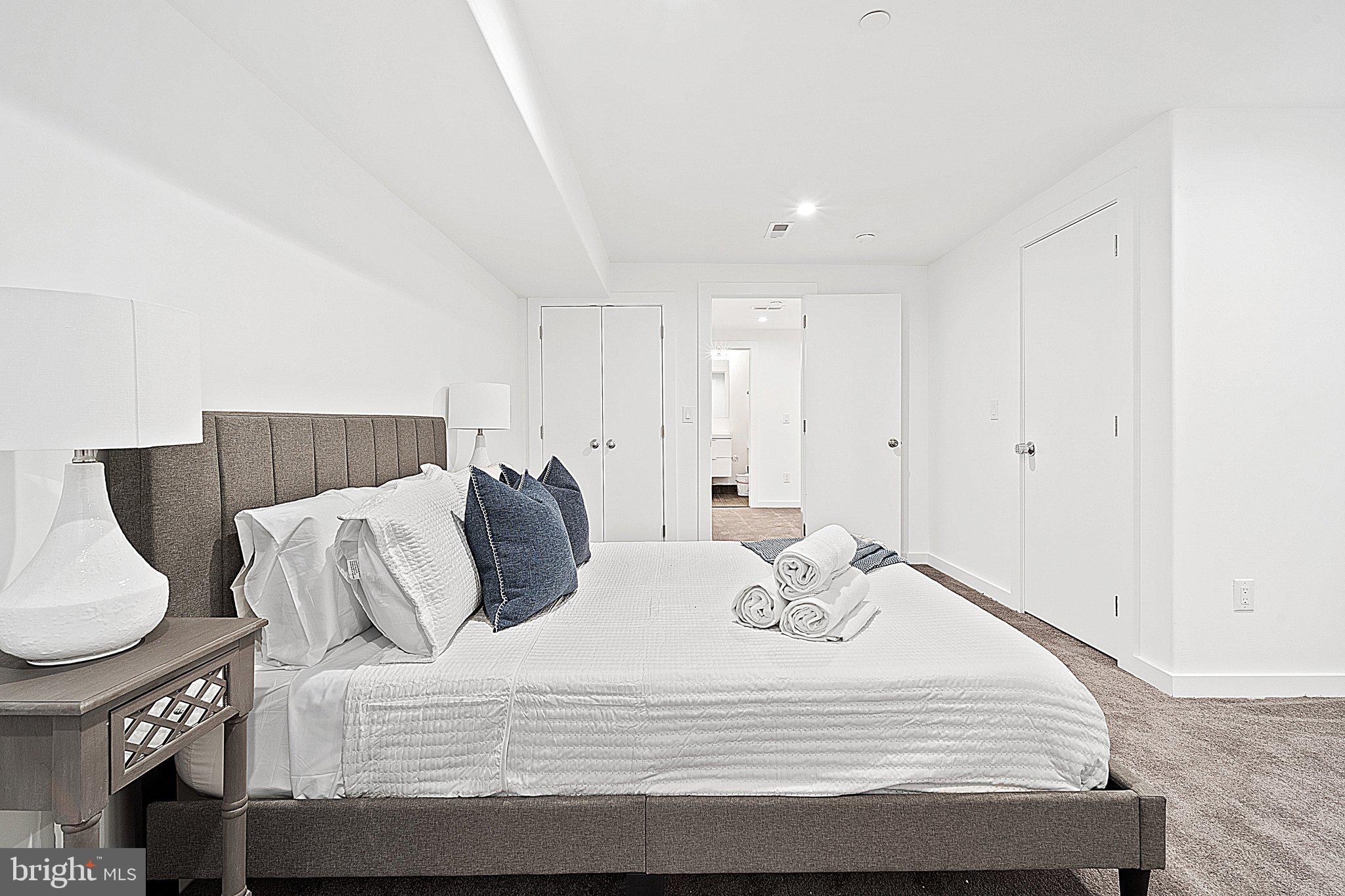 GRAYS FERRY - Residential Lease