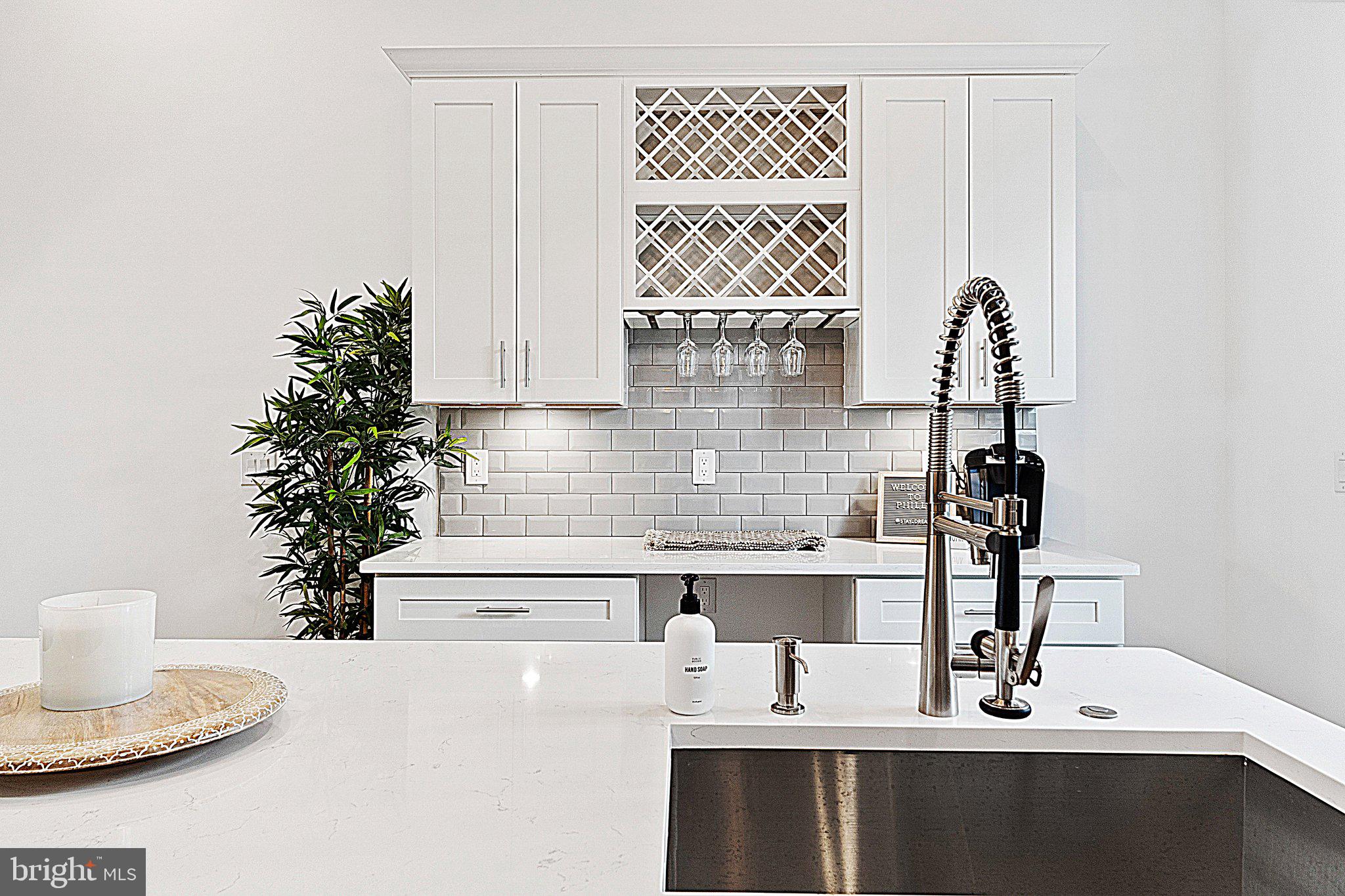 GRAYS FERRY - Residential Lease