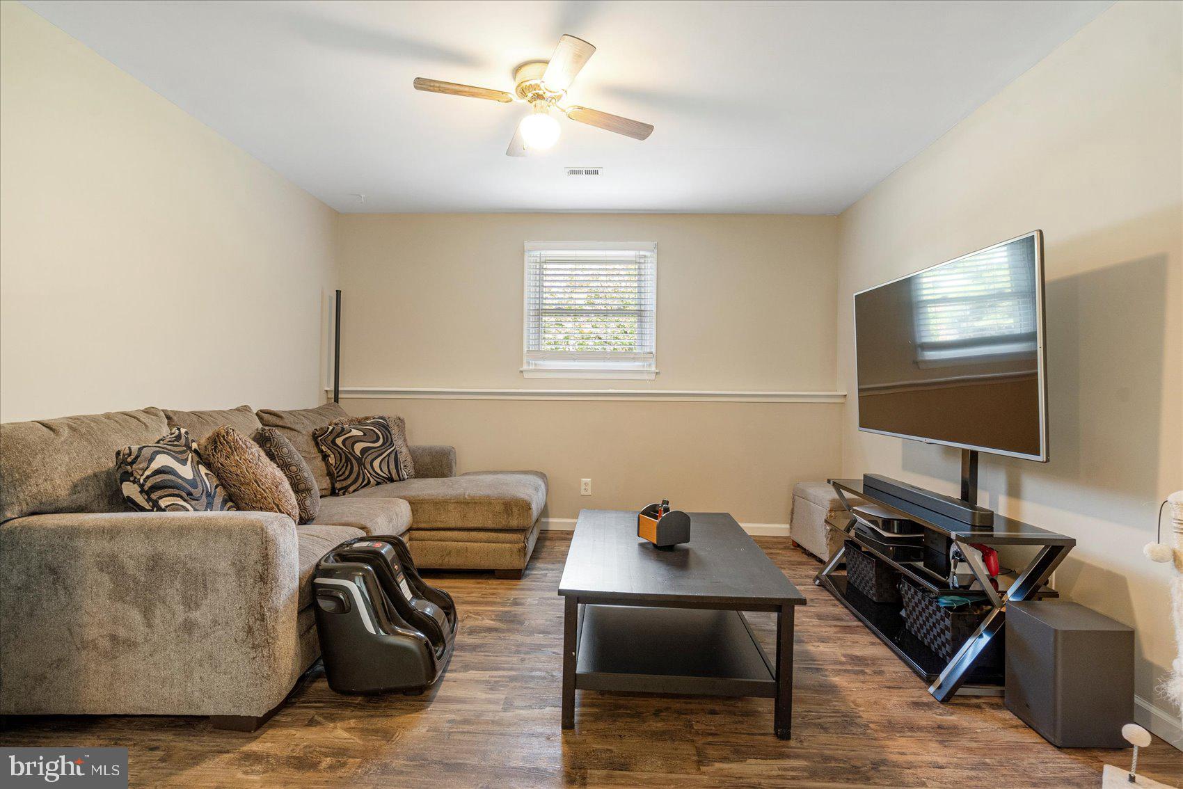 GOLDEN TREE - Residential