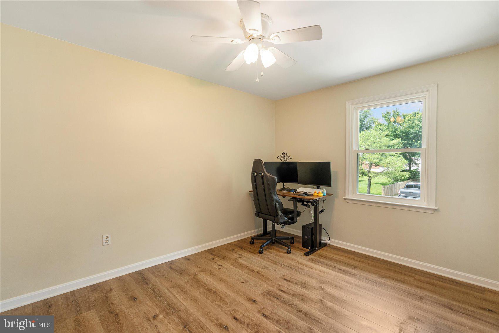 GOLDEN TREE - Residential