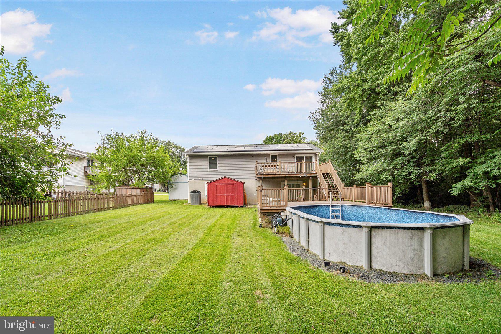 GOLDEN TREE - Residential