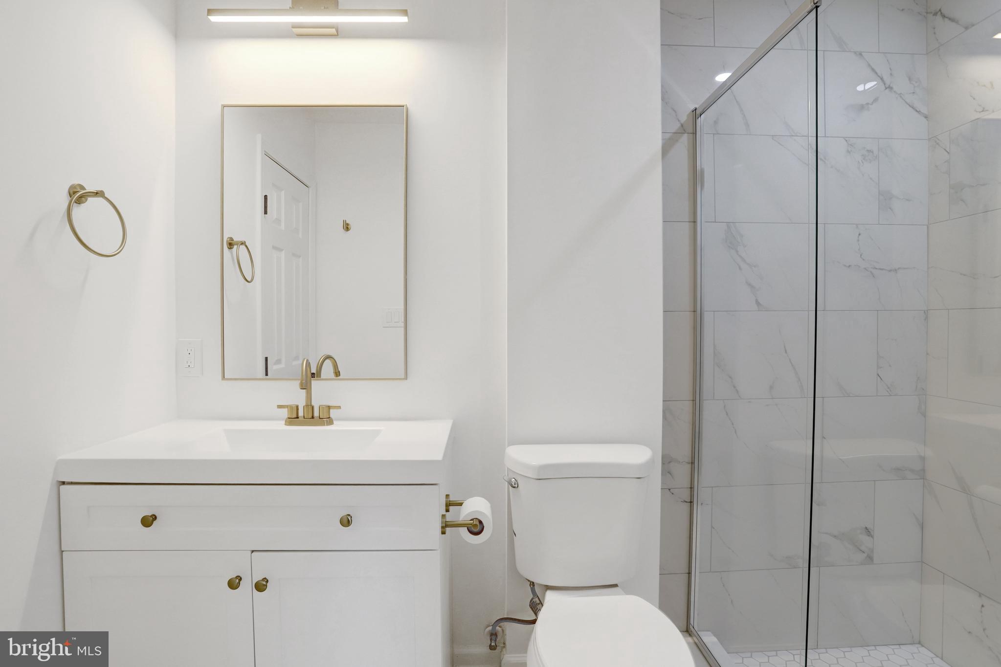 LINCOLNIA - Residential