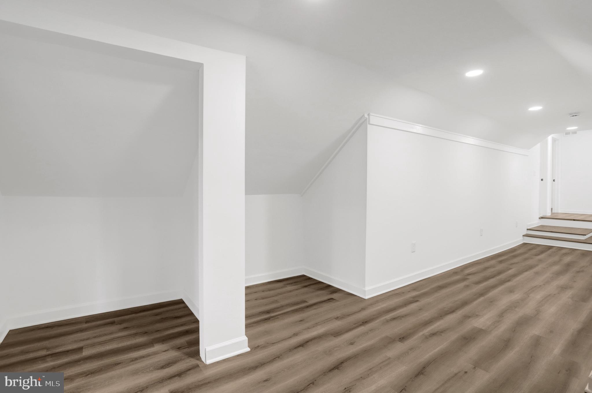 LINCOLNIA - Residential