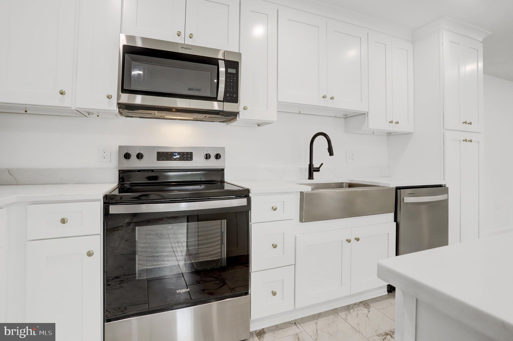 LINCOLNIA - Residential