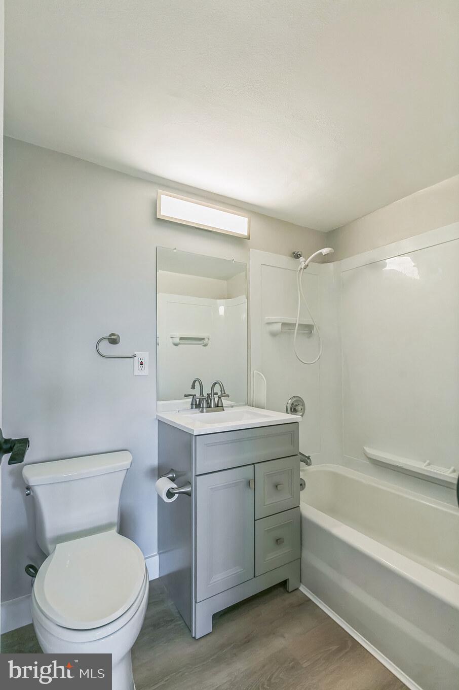 THE SEASONS - Residential Lease