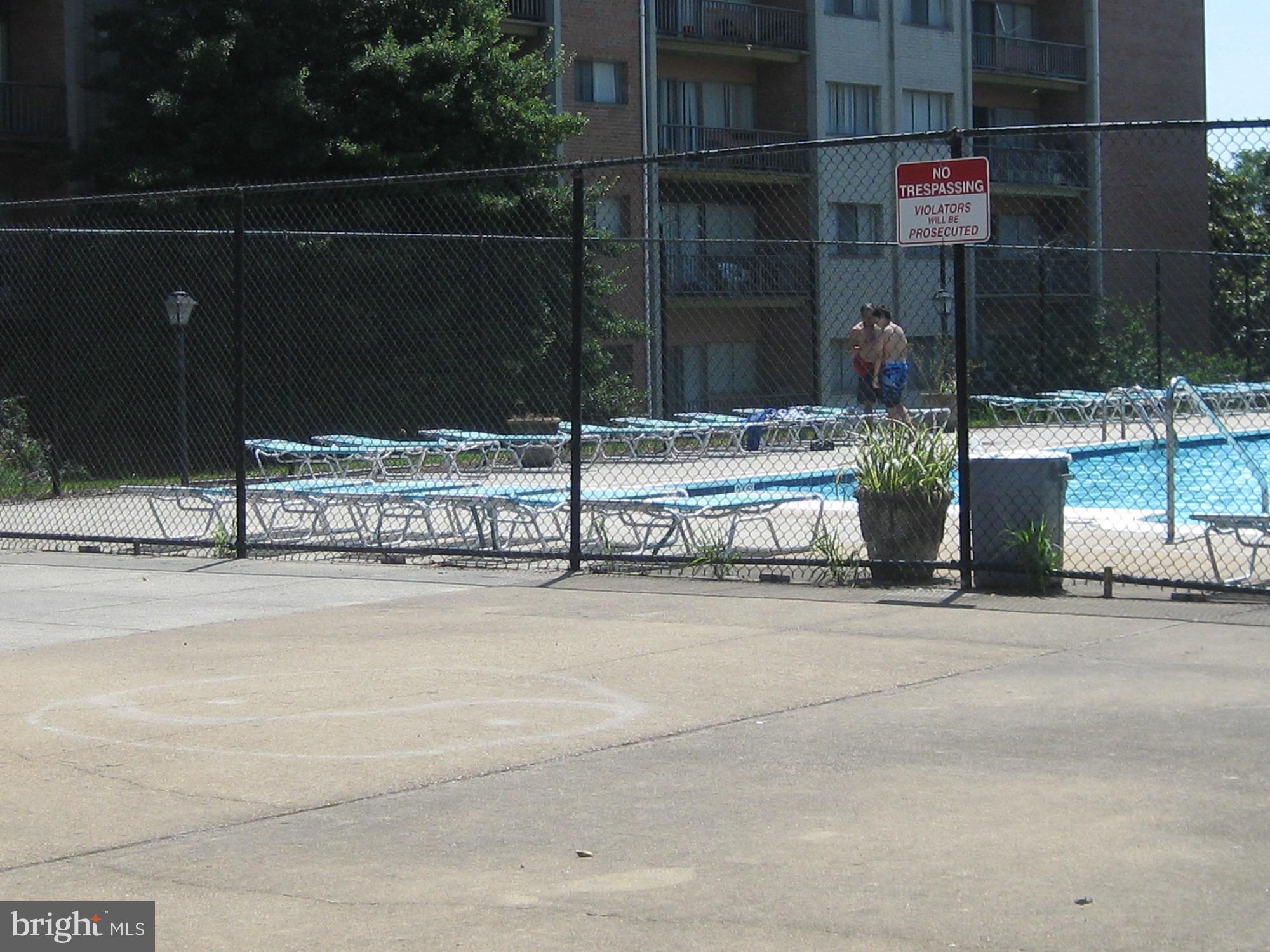 THE SEASONS - Residential Lease