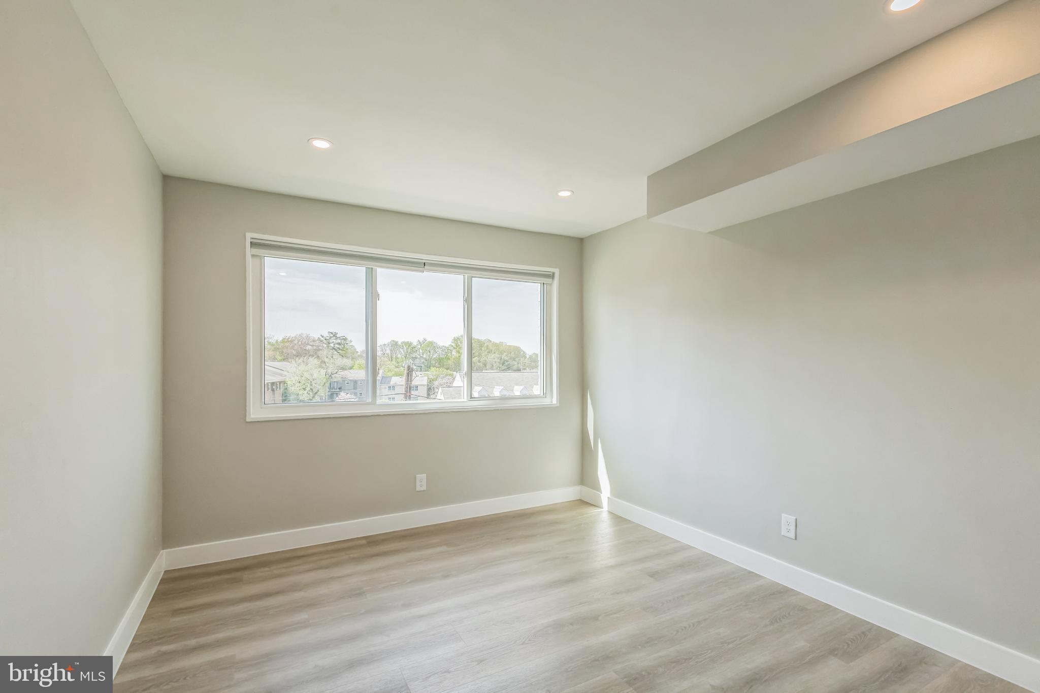 THE SEASONS - Residential Lease