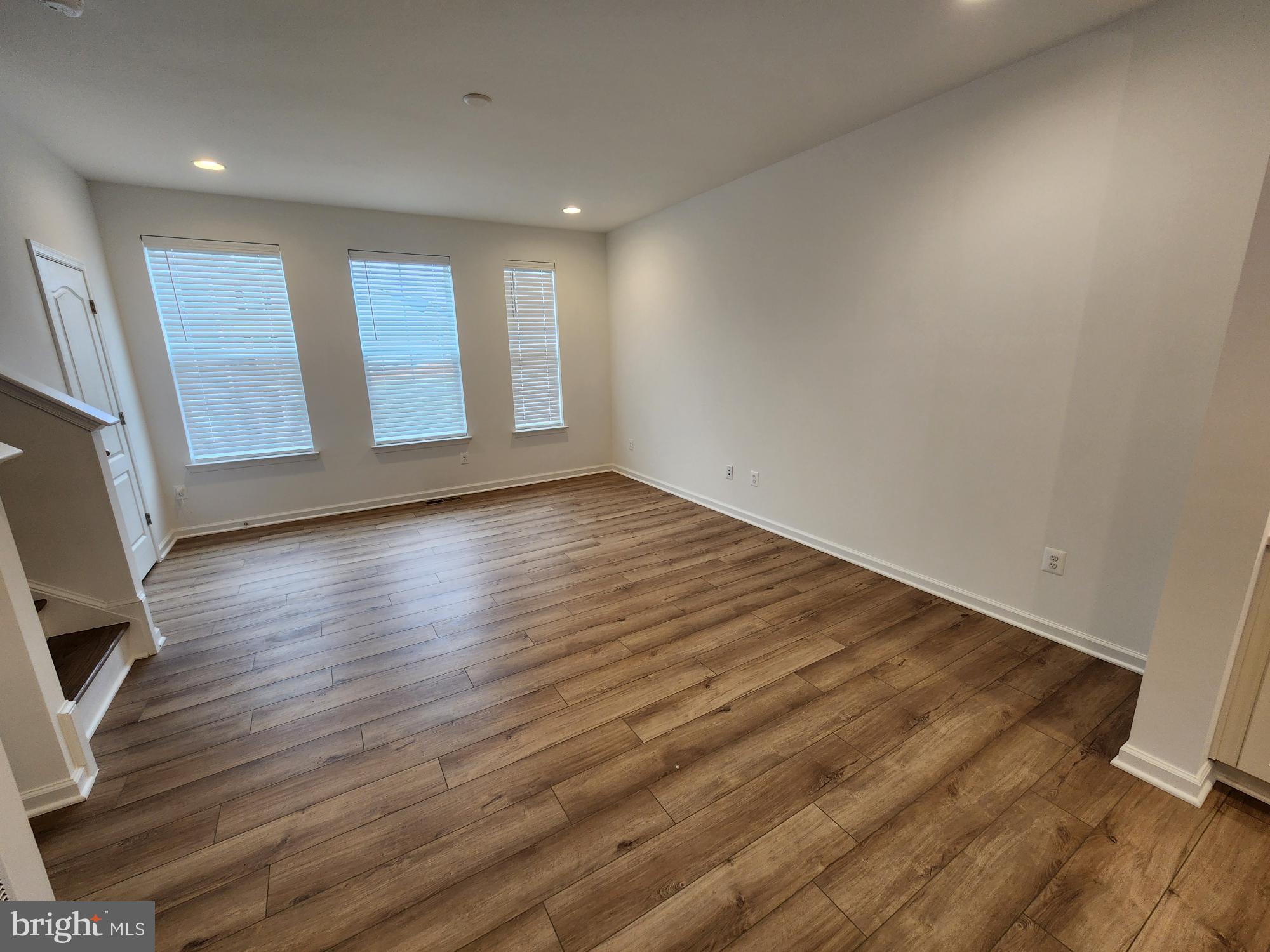 MARTINSBURG STATION - Residential Lease