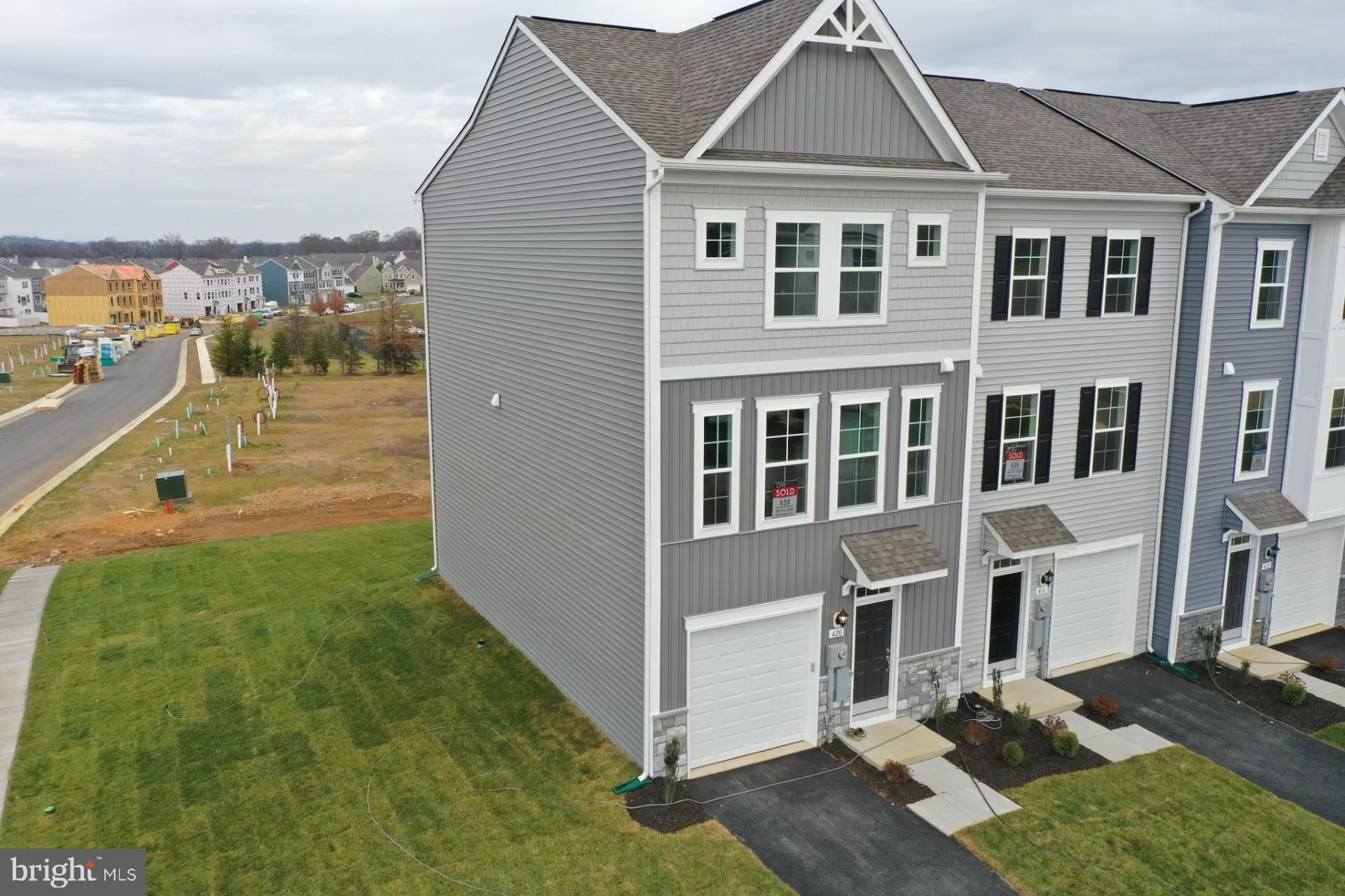 MARTINSBURG STATION - Residential Lease