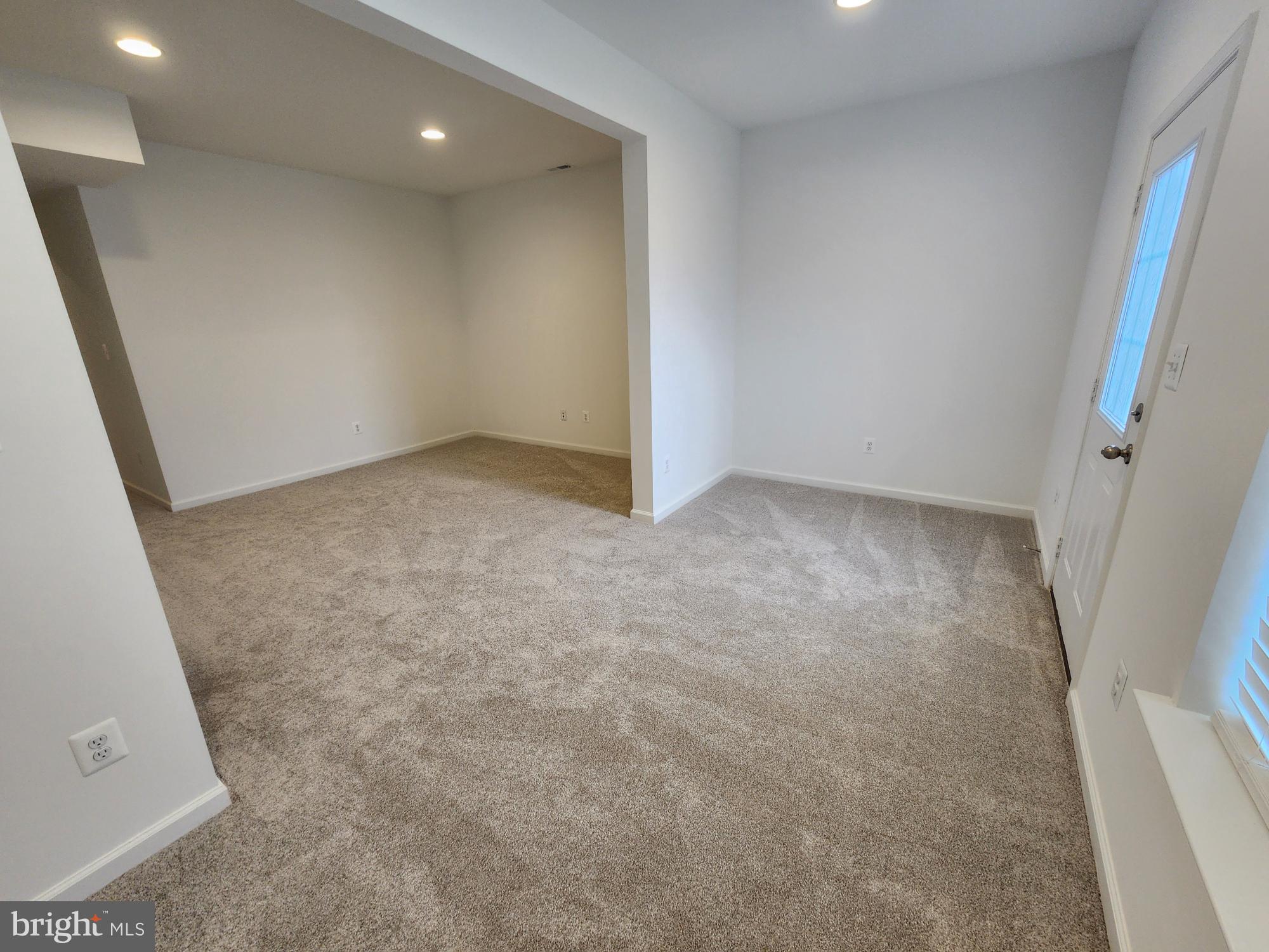 MARTINSBURG STATION - Residential Lease