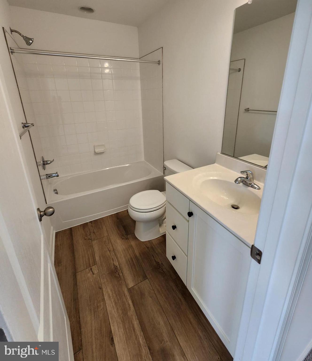 MARTINSBURG STATION - Residential Lease