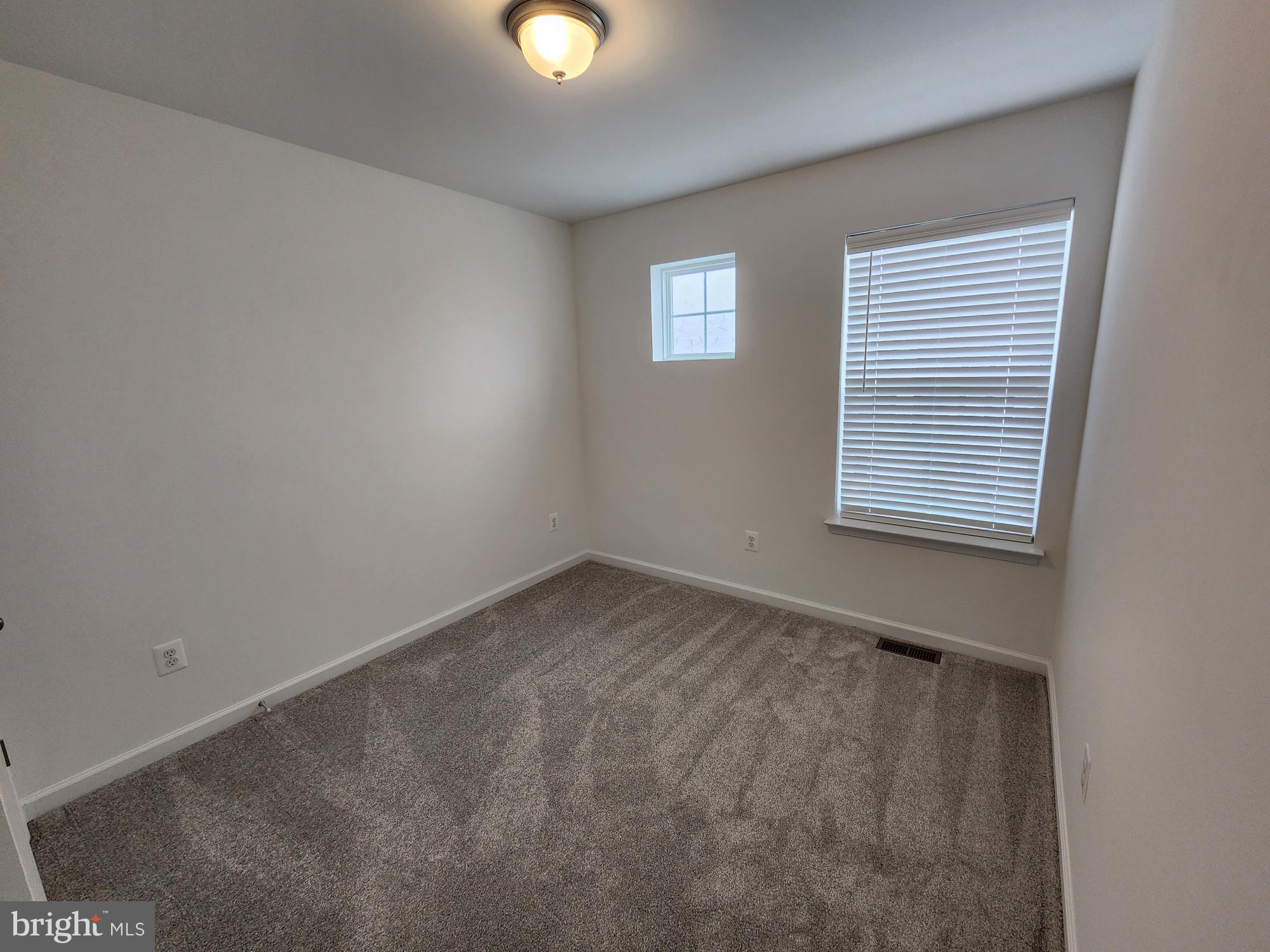 MARTINSBURG STATION - Residential Lease