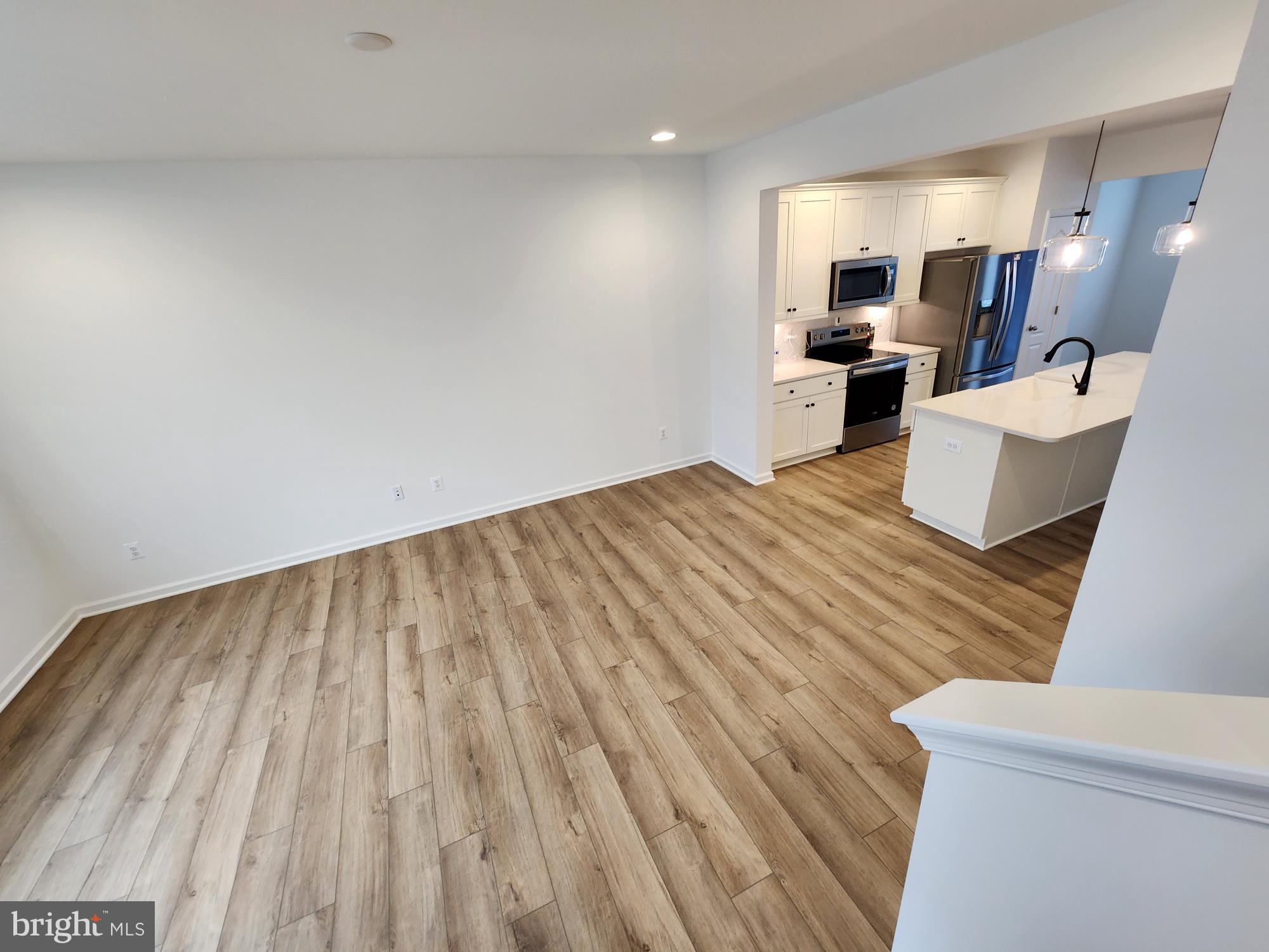 MARTINSBURG STATION - Residential Lease