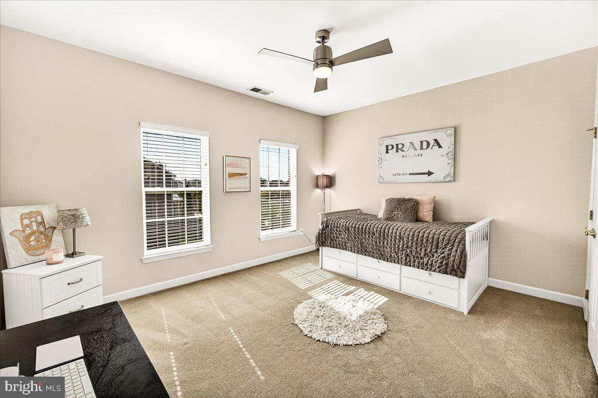 ADAMSTOWN COMMONS - Residential