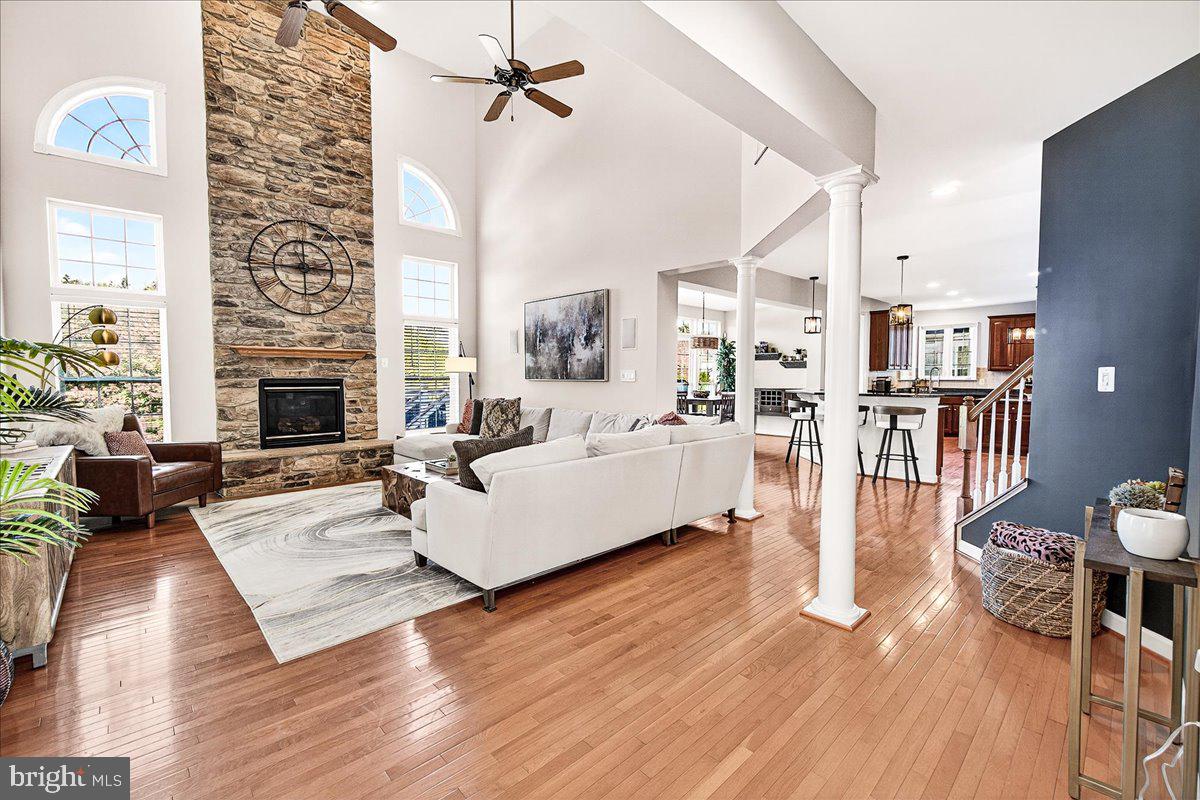 ADAMSTOWN COMMONS - Residential