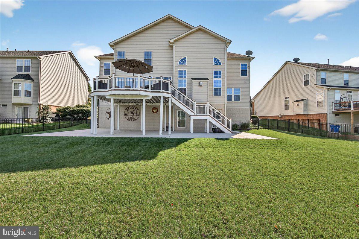 ADAMSTOWN COMMONS - Residential