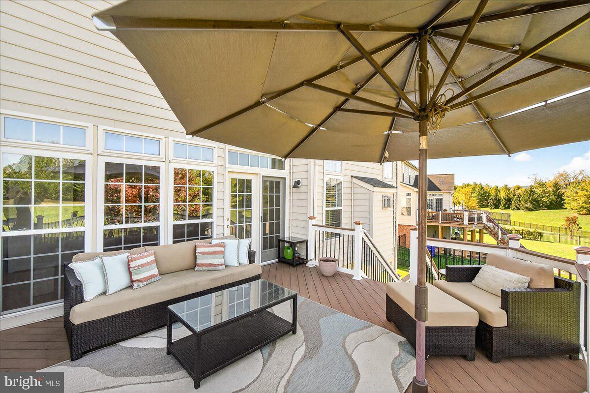 ADAMSTOWN COMMONS - Residential