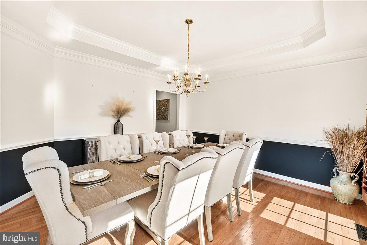 ADAMSTOWN COMMONS - Residential