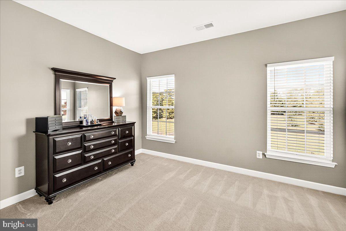 ADAMSTOWN COMMONS - Residential