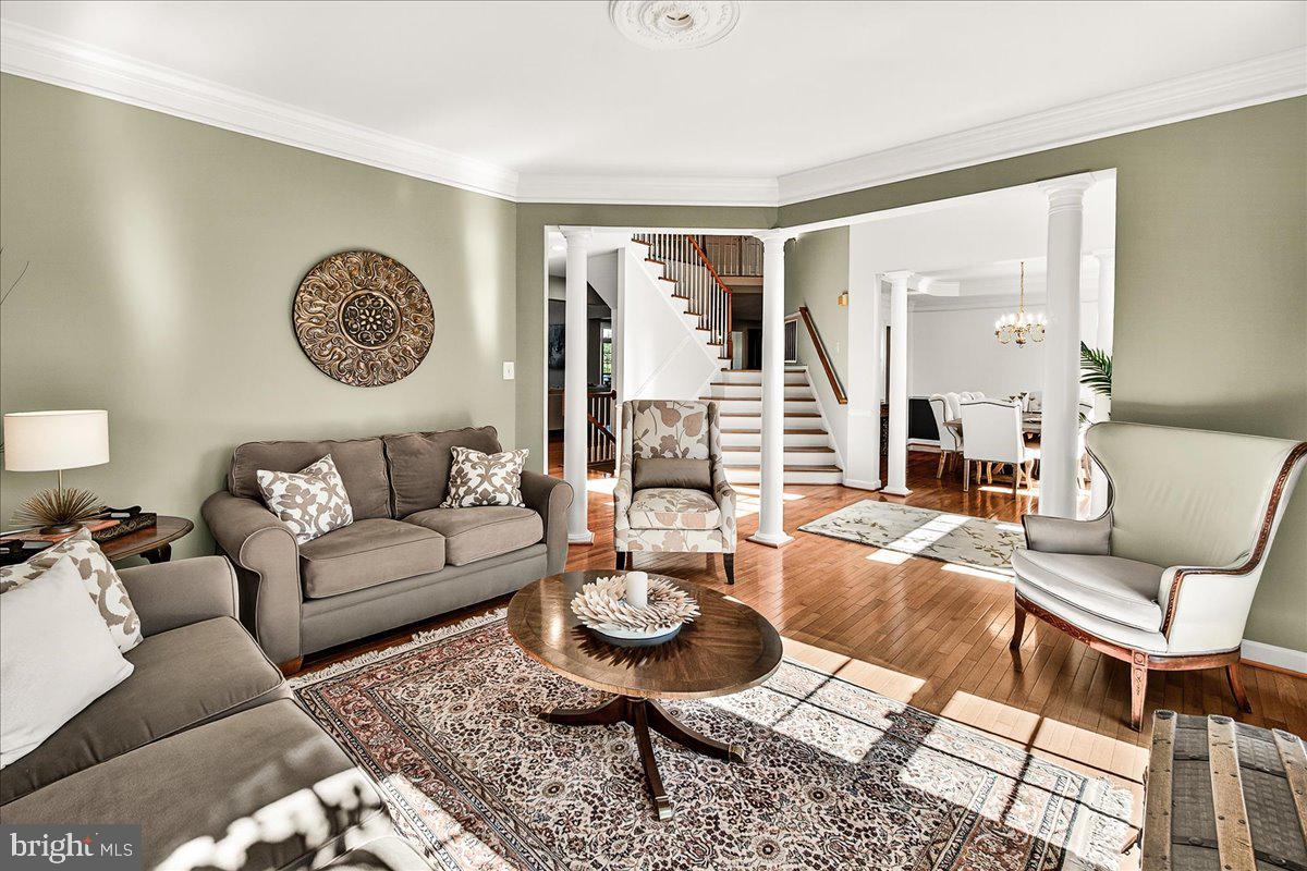 ADAMSTOWN COMMONS - Residential