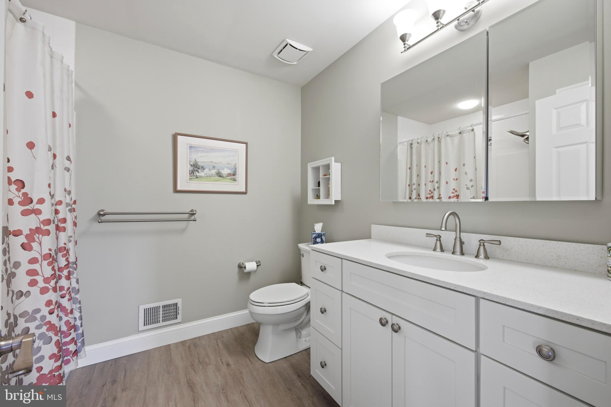 YORKSHIRE OF BLUE - Residential