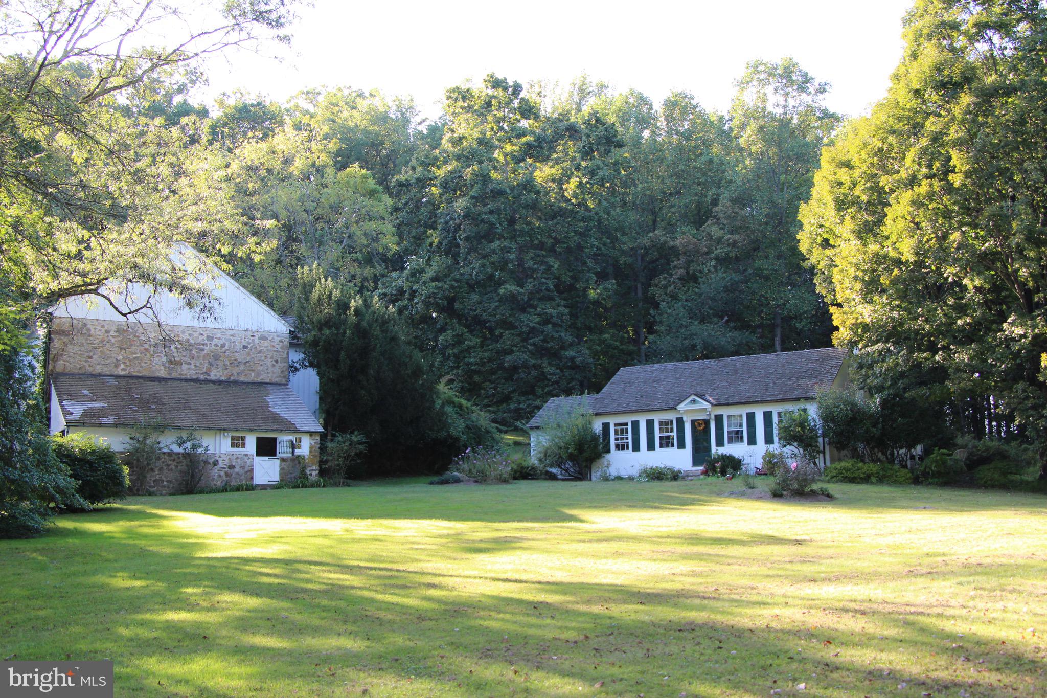 RADNOR HUNT - Residential